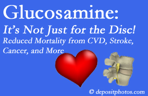 Minster health benefits from glucosamine use include reduced overall early mortality and mortality from cardiovascular issues.