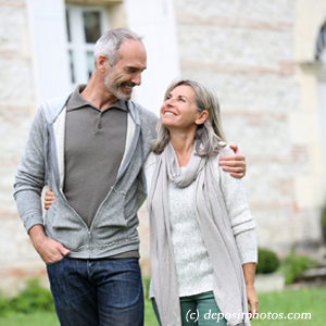 picture of Minster happy couple with relief of failed back surgical syndrome back pain